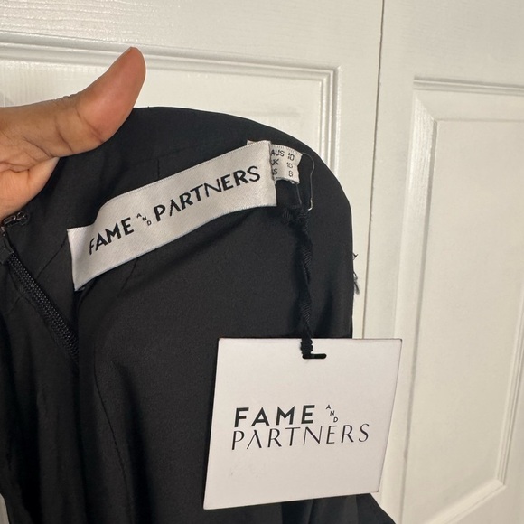 Fame and Partners Cocktail Dress - Picture 5 of 6